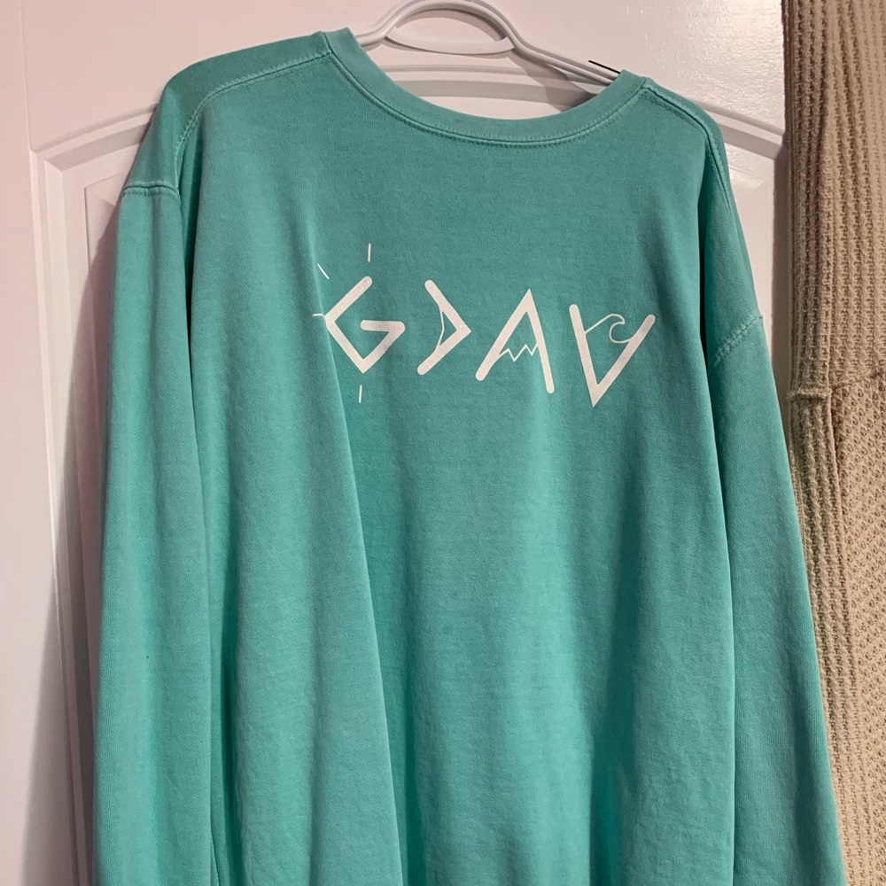 sweatshirt